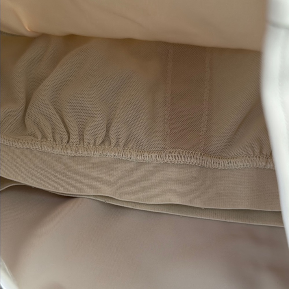 Lululemon Cropped Tank sz 4 BONE - Picture 4 of 5